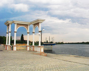 Городская набережная Городская набережная - лого