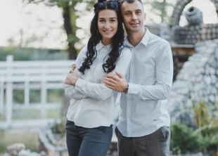 Дуэт ведущих Навротские - лого