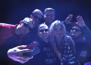 V. ART BAND V. ART BAND - лого