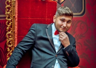 Alexandr Major - лого