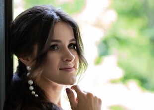 Катерина Полежаєва - лого