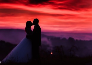 Юля Ільчишин - лого