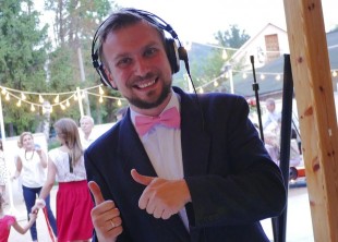 DJ Madis (Диджей на свадьбу в Виннице) - лого