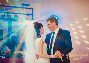 Диджей - лого