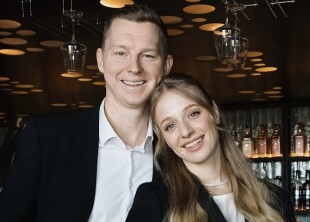 Дует ведучих ТВІКС - лого