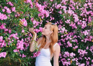 Valentina Romanovskaya Photography - лого