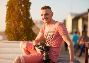 Антон Севастьянов - лого