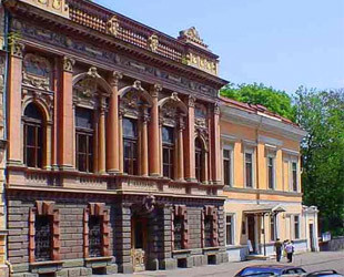 Дворец Толстых. - лого