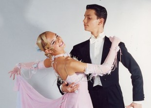 Экспресс постановка свадебного танца СКБТ " Спарта" - лого