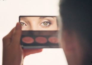 Make-up artist Яна Make-up artist Яна - лого