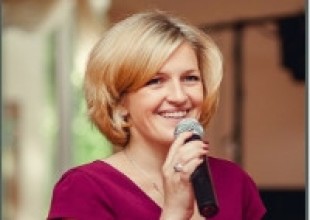 Ведущая Елена - лого