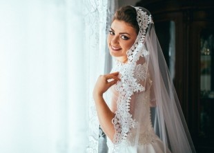 Салон свадебной и вечерней моды - лого