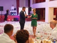 Ведущий Максим Олейник. Видео 4351