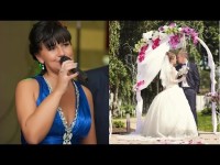 Ведущая и видеоператор. Работа. Видео 680